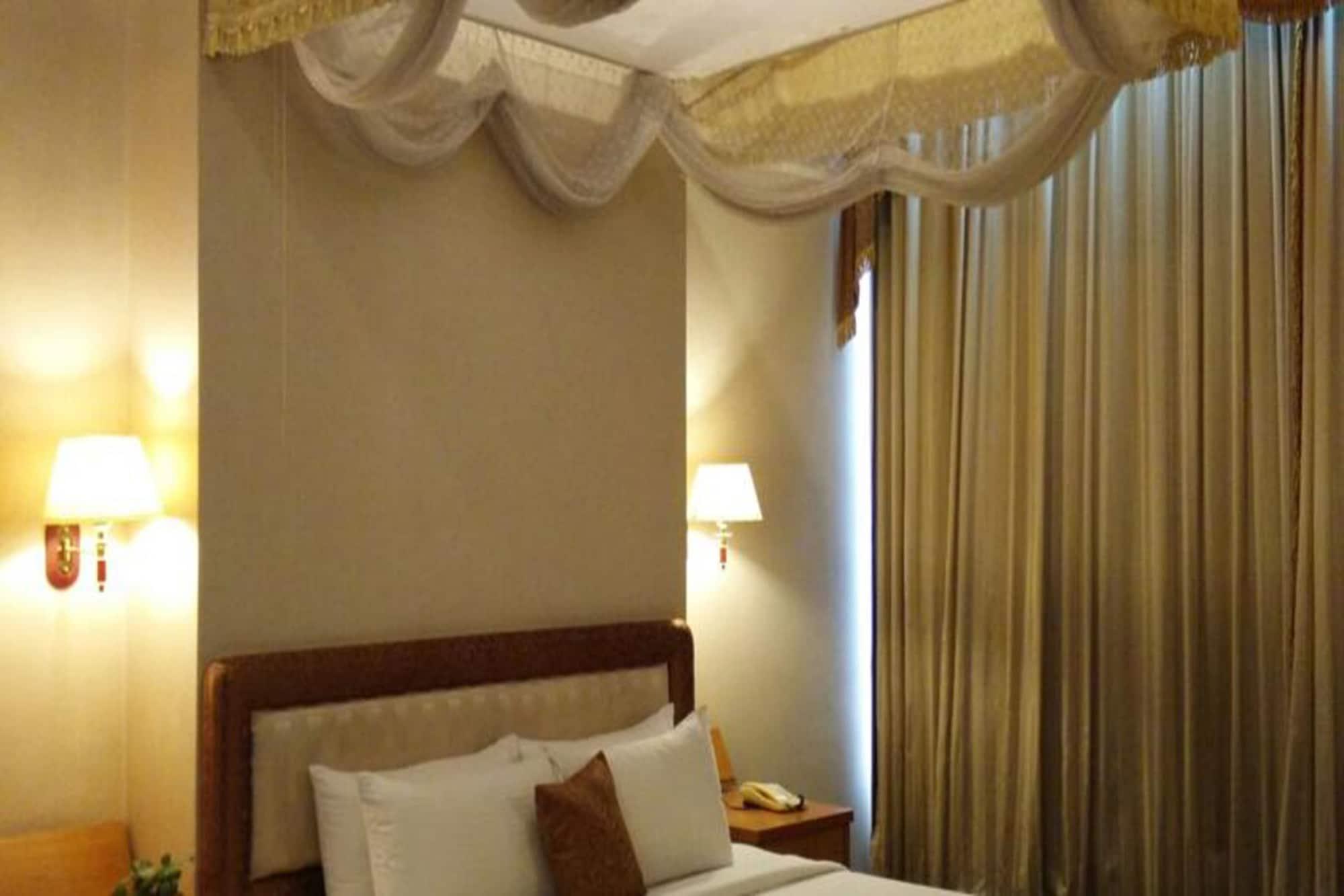 New York Hotel Johor Bahru Exterior photo