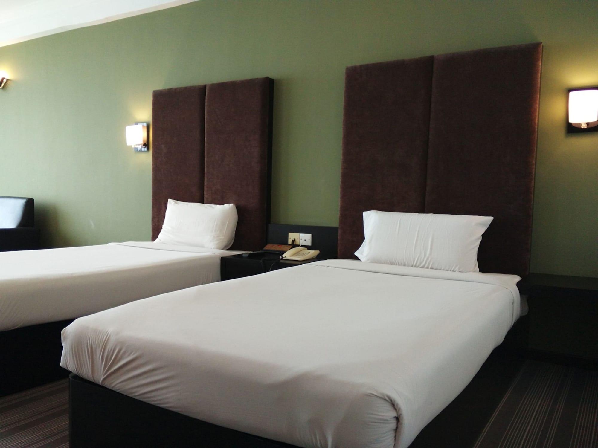 New York Hotel Johor Bahru Exterior photo