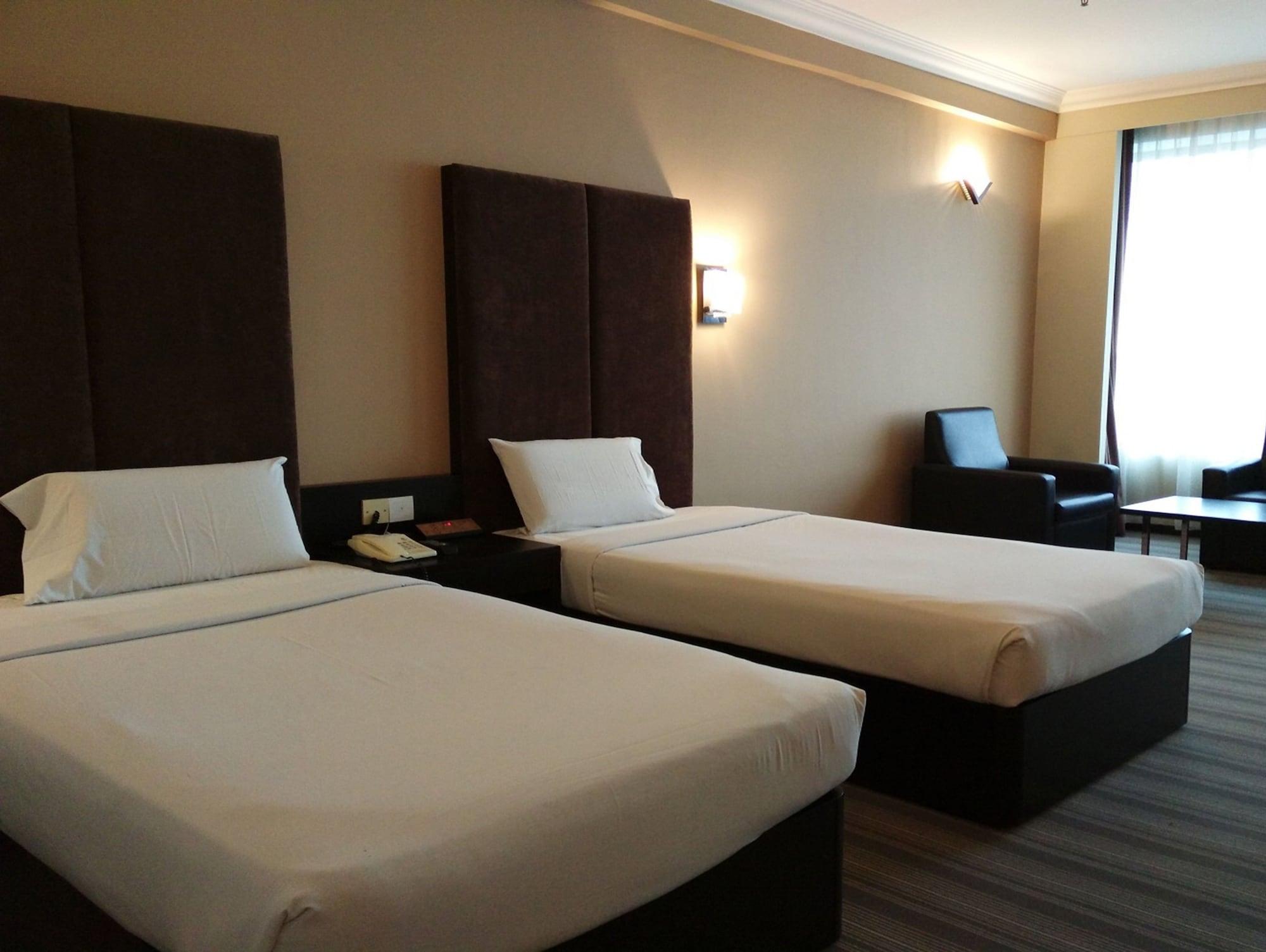 New York Hotel Johor Bahru Exterior photo
