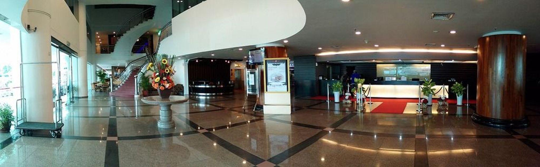New York Hotel Johor Bahru Exterior photo