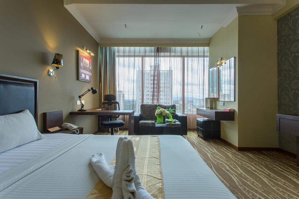 New York Hotel Johor Bahru Exterior photo