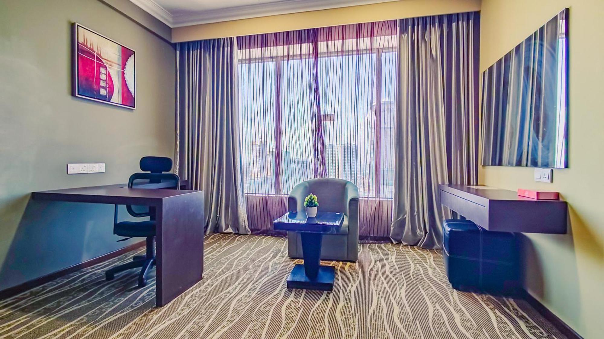 New York Hotel Johor Bahru Exterior photo
