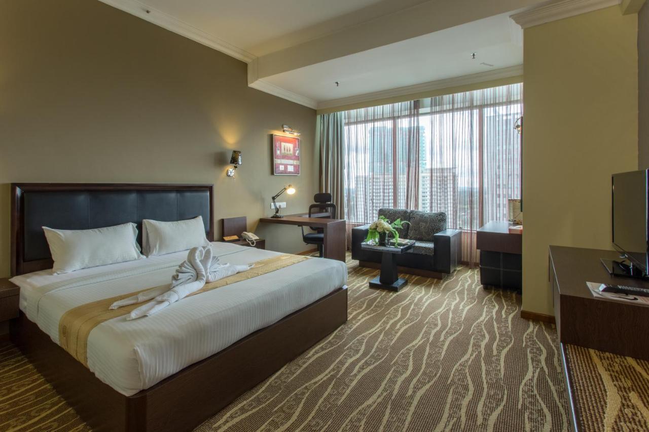 New York Hotel Johor Bahru Exterior photo