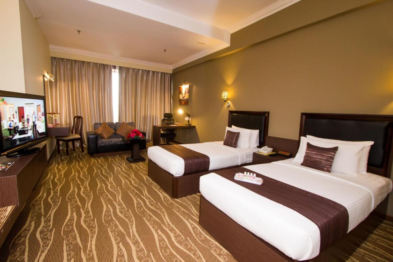 New York Hotel Johor Bahru Exterior photo